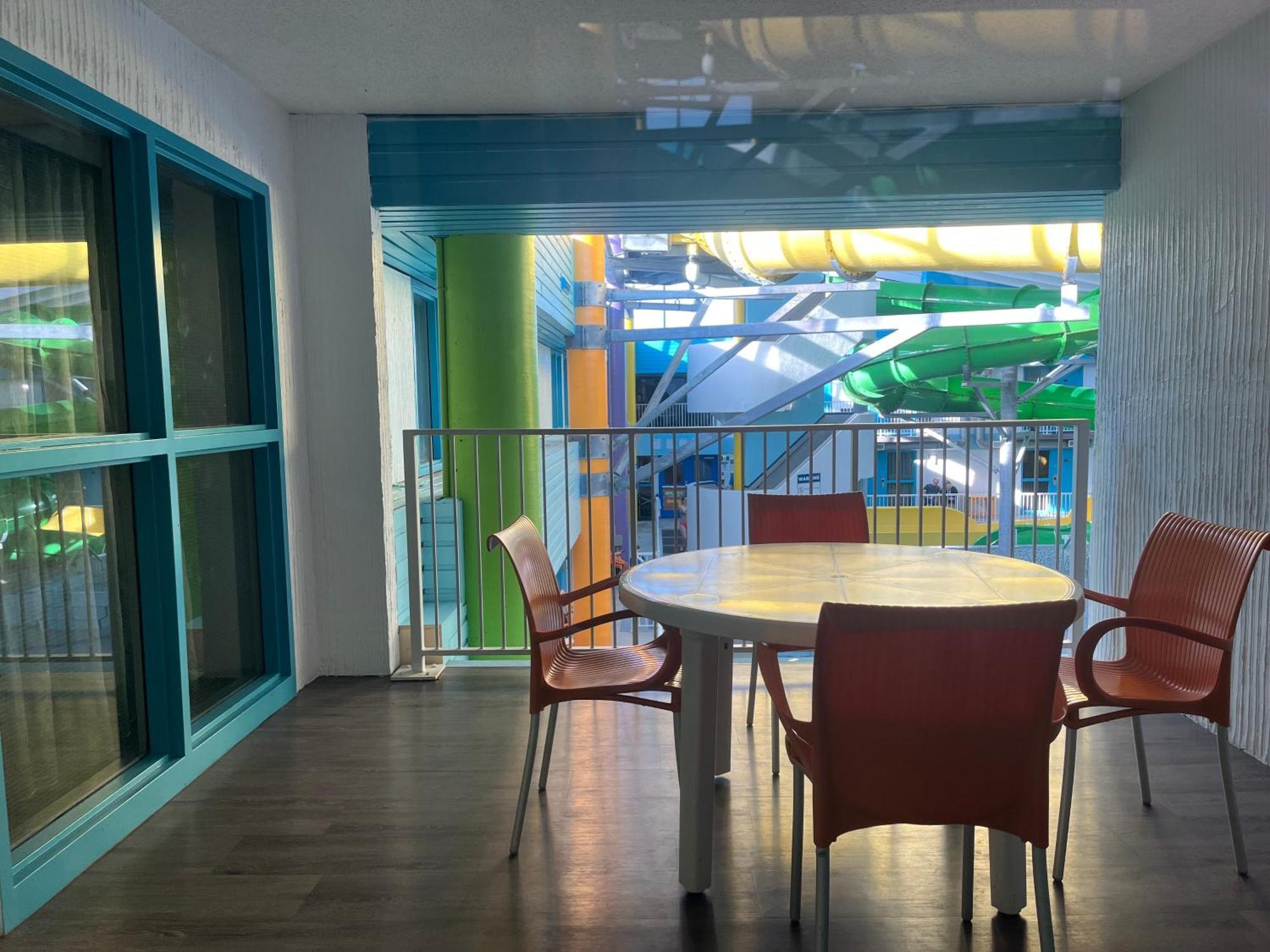 Travelodge Hotel By Wyndham Saskatoon Ngoại thất bức ảnh