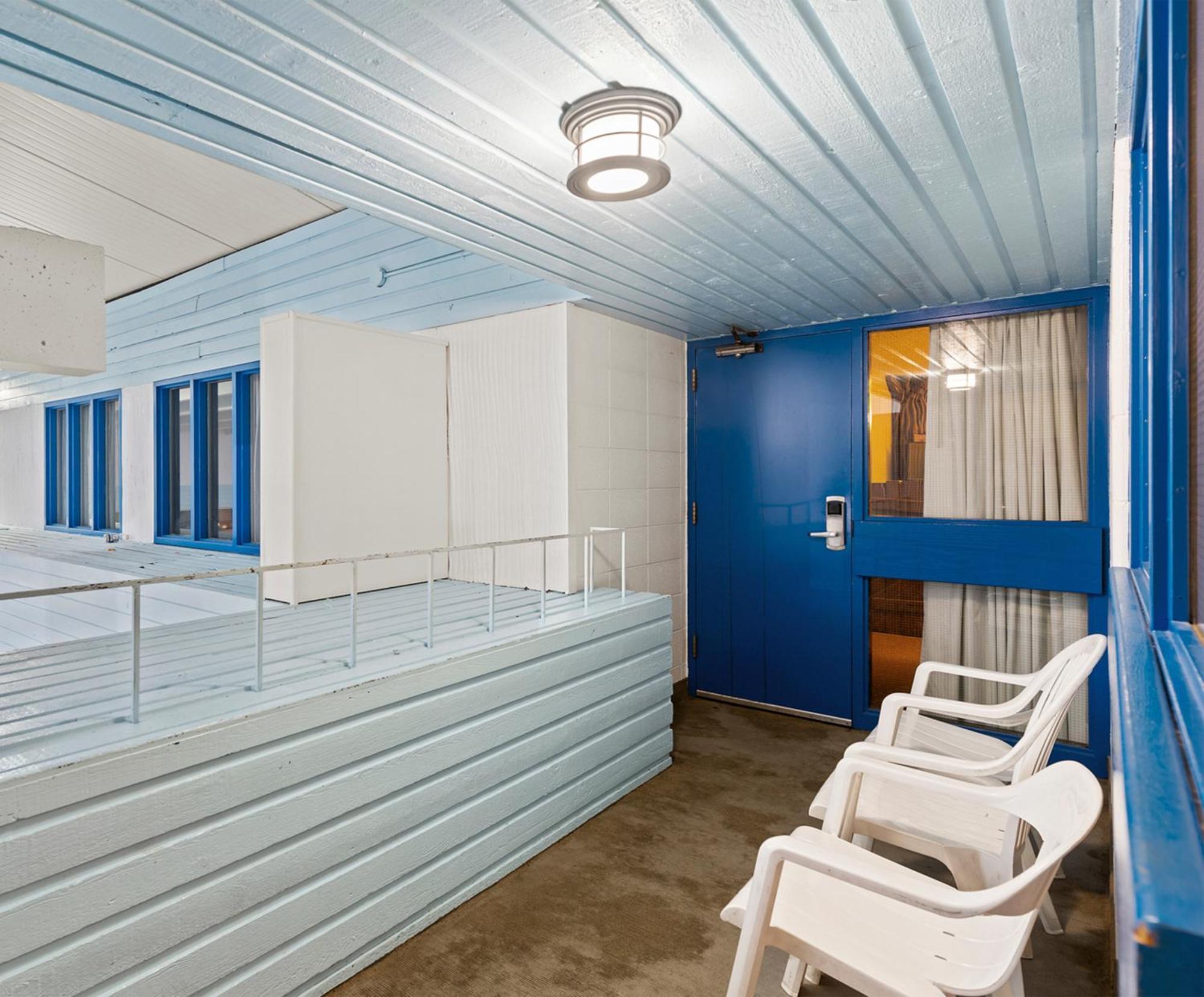 Travelodge Hotel By Wyndham Saskatoon Ngoại thất bức ảnh