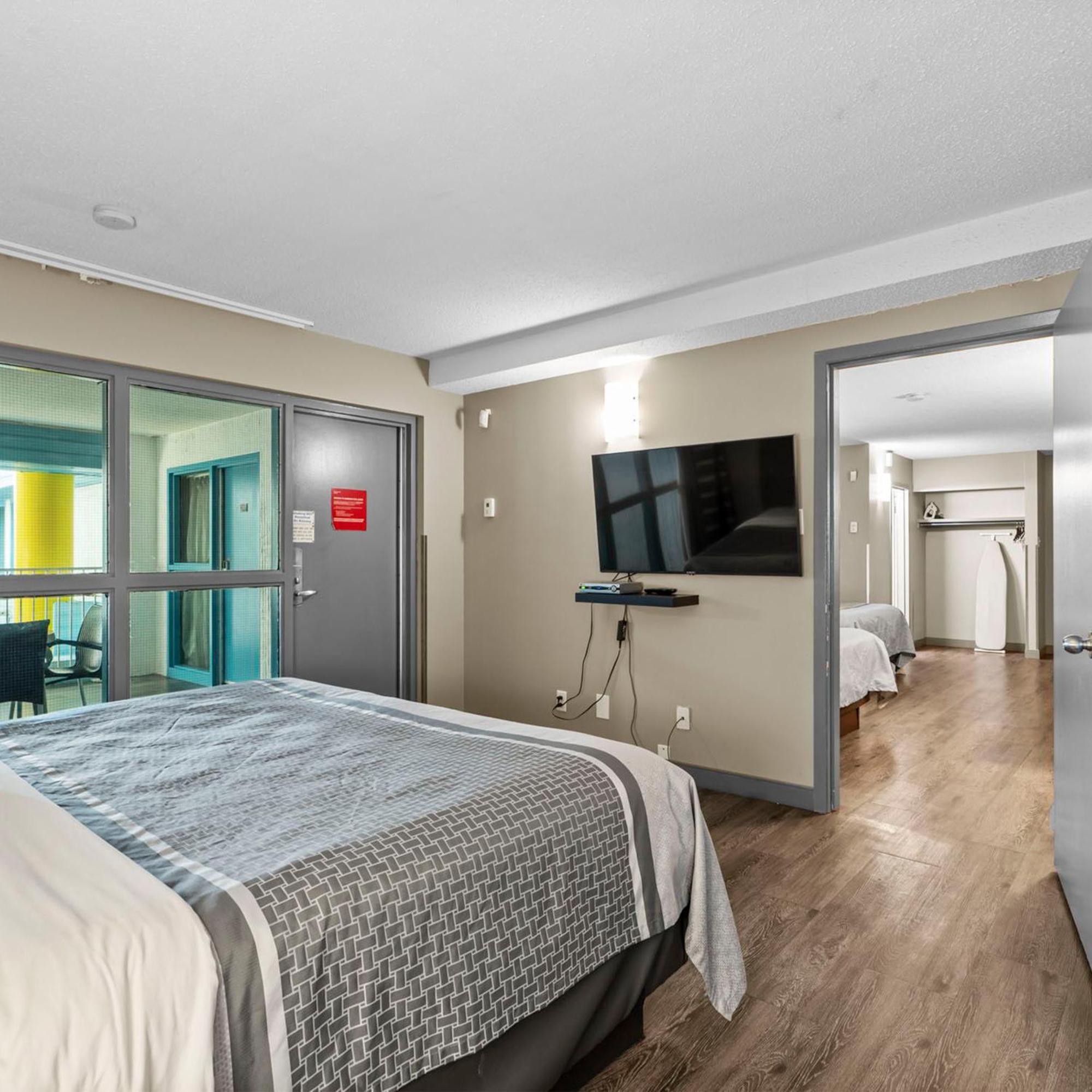 Travelodge Hotel By Wyndham Saskatoon Ngoại thất bức ảnh